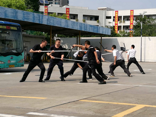 市交通设施局组织开展交通场站综合应急演练