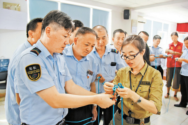 巴士集团开展应急安全实战培训