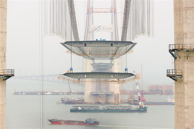 深圳特区报记者 周红声 胡蕾 陈敏芝 摄.jpg